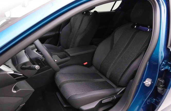 PEUGEOT_PEUGEOT_308_2652090_6.jpg
