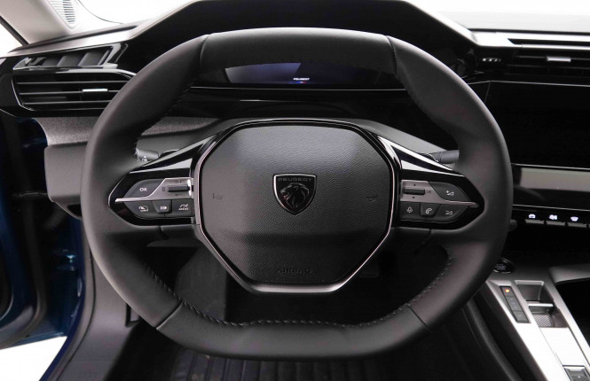 PEUGEOT_PEUGEOT_308_2652095_8.jpg