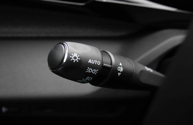 PEUGEOT_PEUGEOT_308_2652096_15.jpg PEUGEOT_PEUGEOT_308_2652096_15.jpg