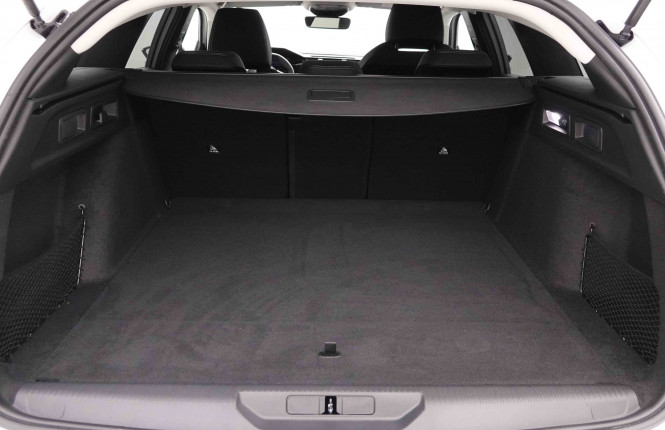 PEUGEOT_PEUGEOT_308_2652096_5.jpg PEUGEOT_PEUGEOT_308_2652096_5.jpg