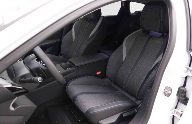 PEUGEOT_PEUGEOT_308_2652098_6.jpg