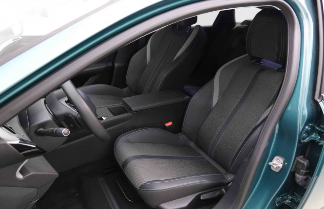 PEUGEOT_PEUGEOT_308_2652104_6.jpg