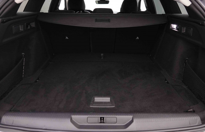 PEUGEOT_PEUGEOT_308_2652106_33.jpg