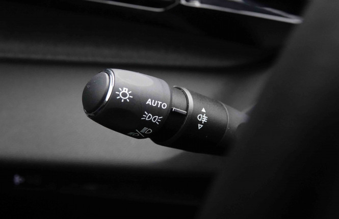 PEUGEOT_PEUGEOT_308_2652255_16.jpg