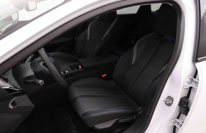 PEUGEOT_PEUGEOT_308_2652257_6.jpg