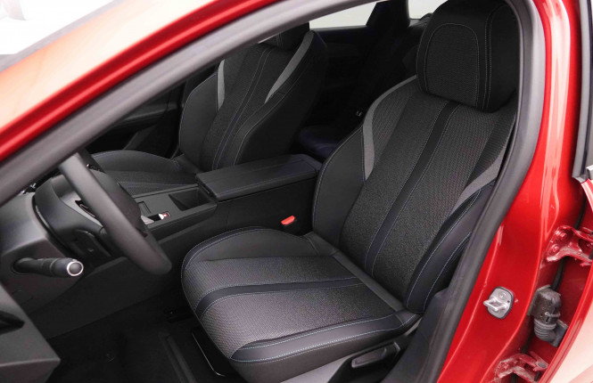 PEUGEOT_PEUGEOT_308_2652262_6.jpg