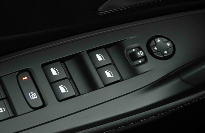 PEUGEOT_PEUGEOT_308_2653645_20.jpg