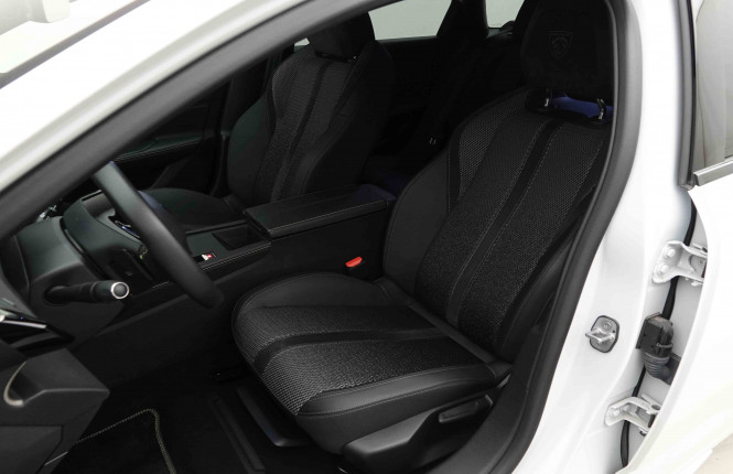 PEUGEOT_PEUGEOT_308_2653811_6.jpg