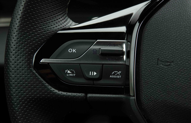 PEUGEOT_PEUGEOT_308_2653814_18.jpg