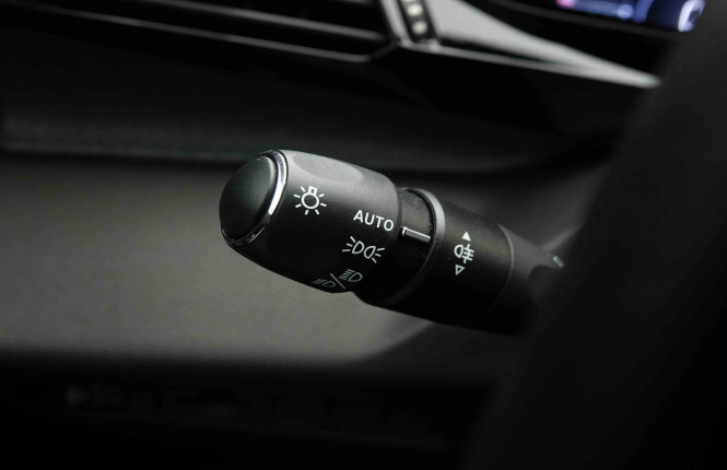 PEUGEOT_PEUGEOT_308_2653862_15.jpg