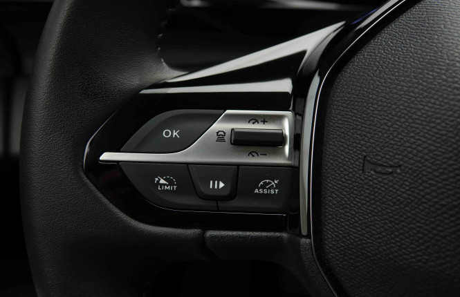 PEUGEOT_PEUGEOT_308_2653862_17.jpg