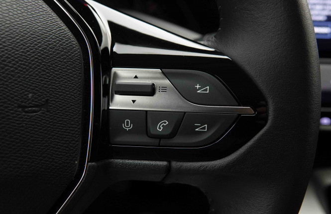 PEUGEOT_PEUGEOT_308_2653862_18.jpg