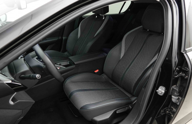 PEUGEOT_PEUGEOT_308_2653863_6.jpg