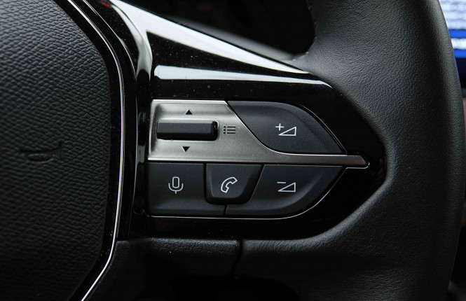PEUGEOT_PEUGEOT_308_2653867_19.jpg
