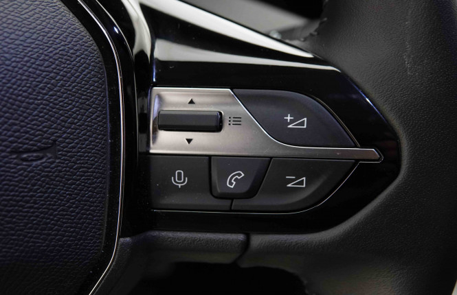 PEUGEOT_PEUGEOT_308_2653870_18.jpg PEUGEOT_PEUGEOT_308_2653870_18.jpg