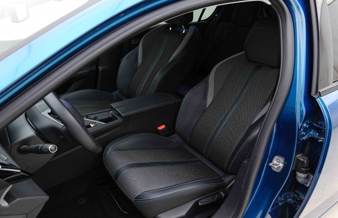 PEUGEOT_PEUGEOT_308_2653876_6.jpg