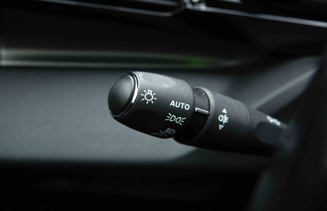PEUGEOT_PEUGEOT_308_2654917_16.jpg