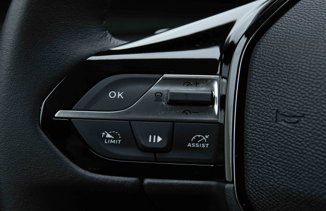 PEUGEOT_PEUGEOT_308_2655078_18.jpg