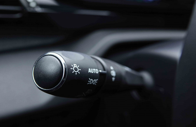 PEUGEOT_PEUGEOT_308_2655085_14.jpg