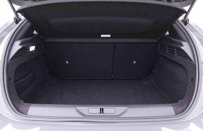 PEUGEOT_PEUGEOT_308_2655085_5.jpg