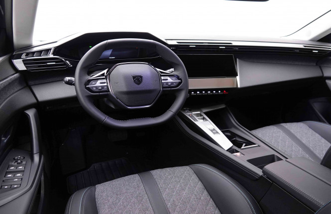 PEUGEOT_PEUGEOT_408_2548807_7.jpg