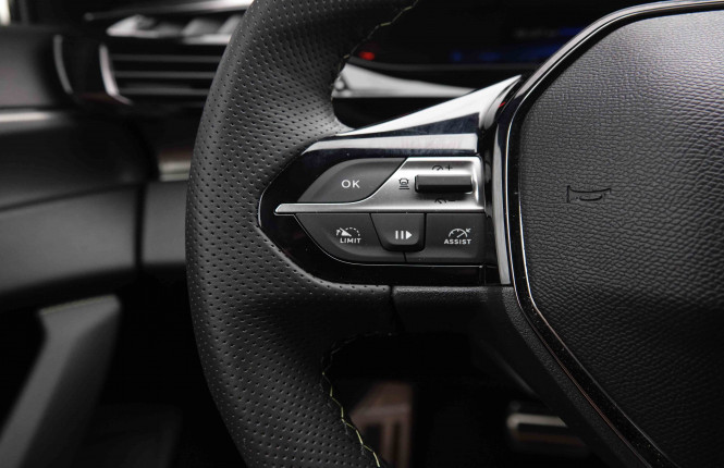 PEUGEOT_PEUGEOT_408_2549546_20.jpg PEUGEOT_PEUGEOT_408_2549546_20.jpg