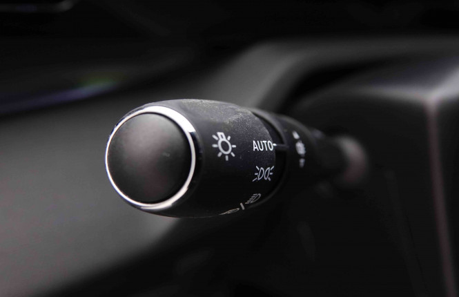 PEUGEOT_PEUGEOT_408_2550587_17.jpg PEUGEOT_PEUGEOT_408_2550587_17.jpg