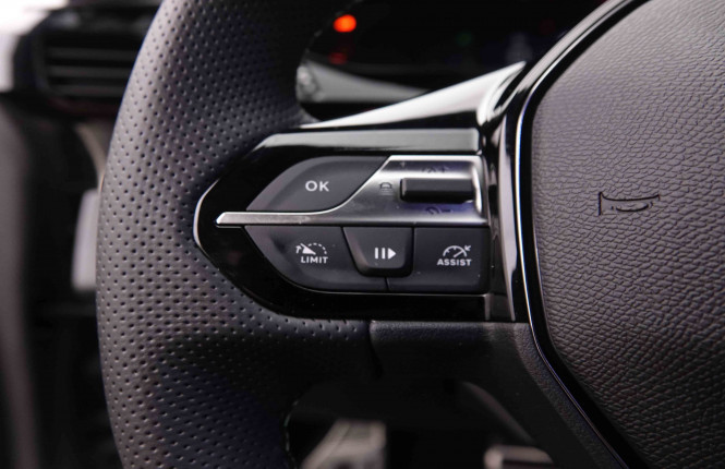 PEUGEOT_PEUGEOT_408_2550587_19.jpg PEUGEOT_PEUGEOT_408_2550587_19.jpg