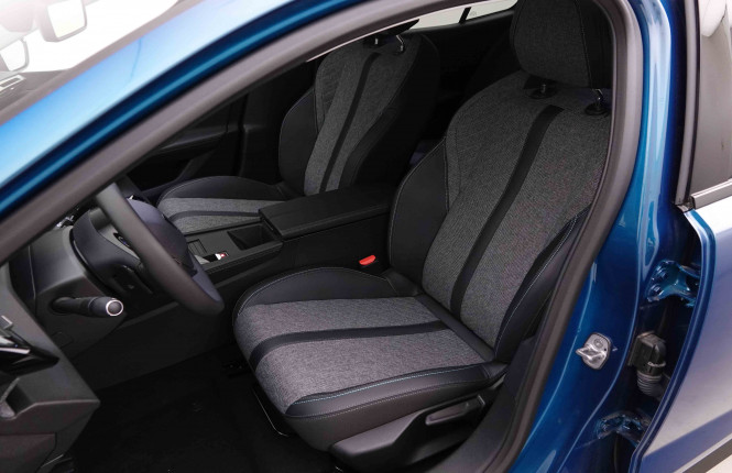 PEUGEOT_PEUGEOT_408_2550593_6.jpg PEUGEOT_PEUGEOT_408_2550593_6.jpg