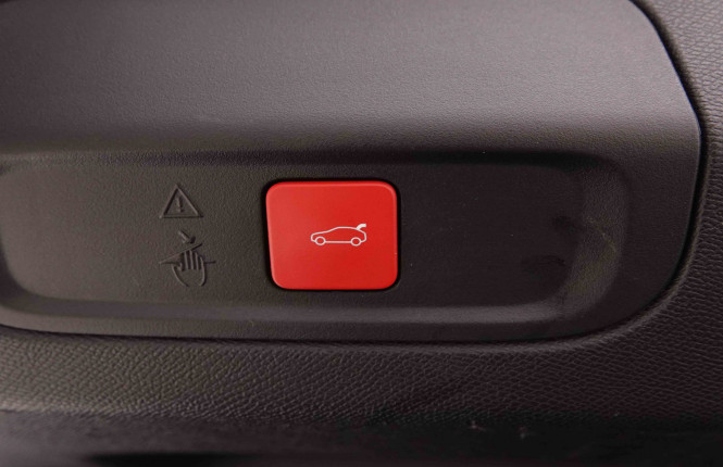 PEUGEOT_PEUGEOT_408_2551834_7.jpg PEUGEOT_PEUGEOT_408_2551834_7.jpg