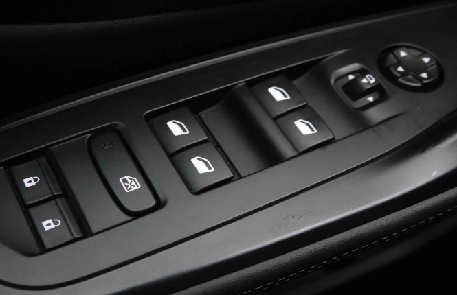 PEUGEOT_PEUGEOT_408_2652648_19.jpg