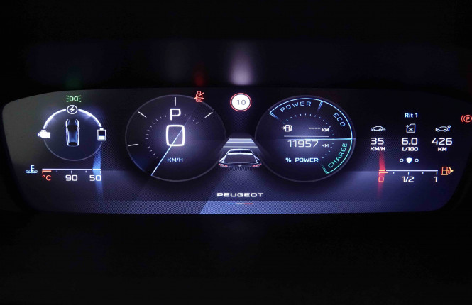 PEUGEOT_PEUGEOT_408_2652651_14.jpg PEUGEOT_PEUGEOT_408_2652651_14.jpg