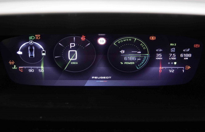 PEUGEOT_PEUGEOT_408_2653096_13.jpg