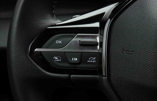 PEUGEOT_PEUGEOT_408_2653879_17.jpg PEUGEOT_PEUGEOT_408_2653879_17.jpg