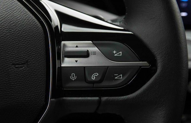 PEUGEOT_PEUGEOT_408_2654208_17.jpg PEUGEOT_PEUGEOT_408_2654208_17.jpg