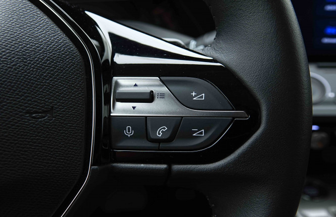 PEUGEOT_PEUGEOT_408_2654209_18.jpg