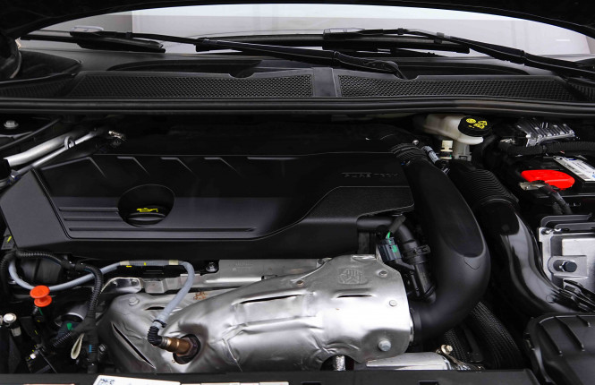 PEUGEOT_PEUGEOT_408_2654209_21.jpg