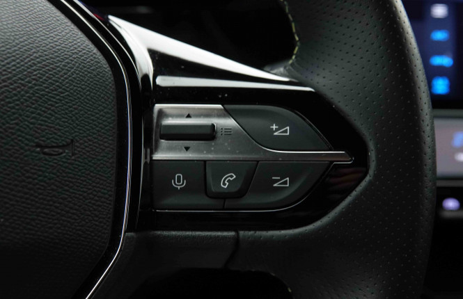 PEUGEOT_PEUGEOT_408_2654833_20.jpg PEUGEOT_PEUGEOT_408_2654833_20.jpg