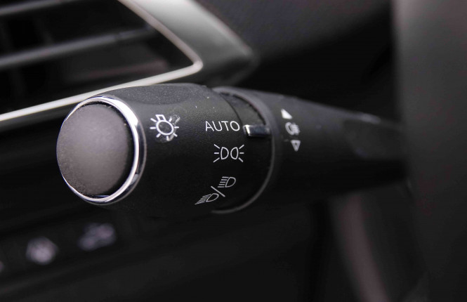 PEUGEOT_PEUGEOT_5008_2548168_18.jpg