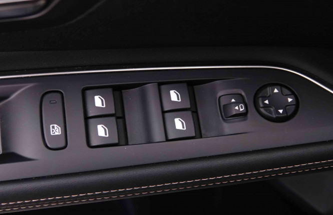 PEUGEOT_PEUGEOT_5008_2548232_24.jpg