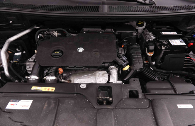 PEUGEOT_PEUGEOT_5008_2550022_21.jpg