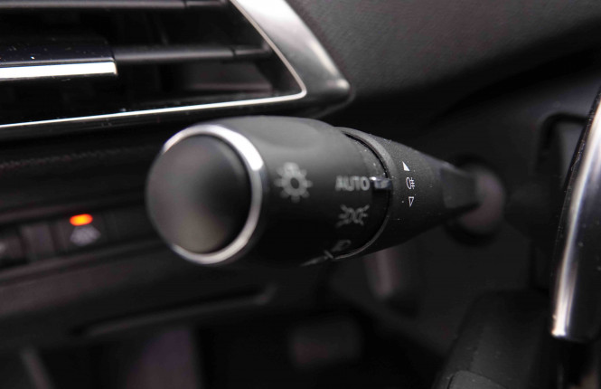 PEUGEOT_PEUGEOT_5008_2550023_17.jpg
