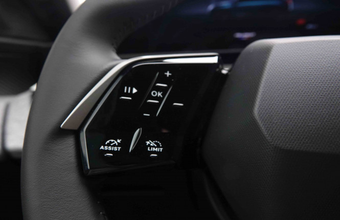 PEUGEOT_PEUGEOT_5008_2550032_19.jpg