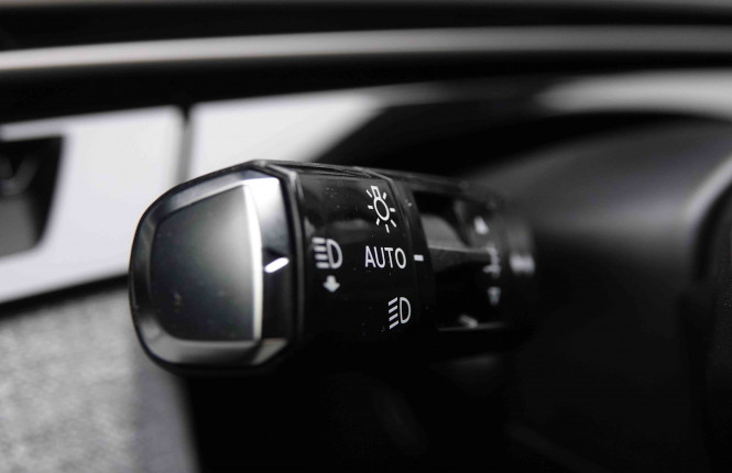 PEUGEOT_PEUGEOT_5008_2550034_16.jpg