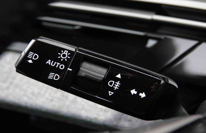 PEUGEOT_PEUGEOT_5008_2550302_16.jpg