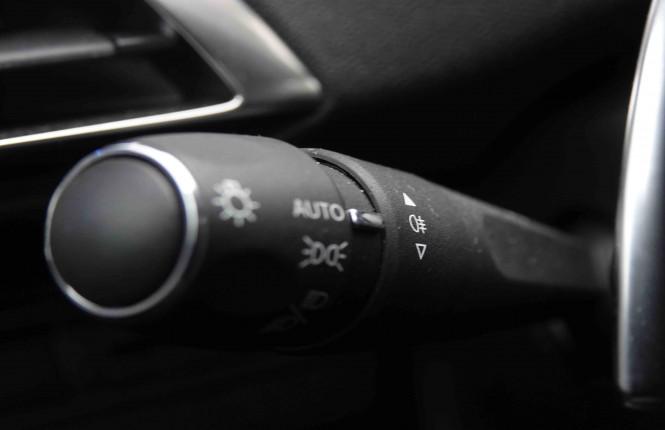 PEUGEOT_PEUGEOT_5008_2550697_18.jpg