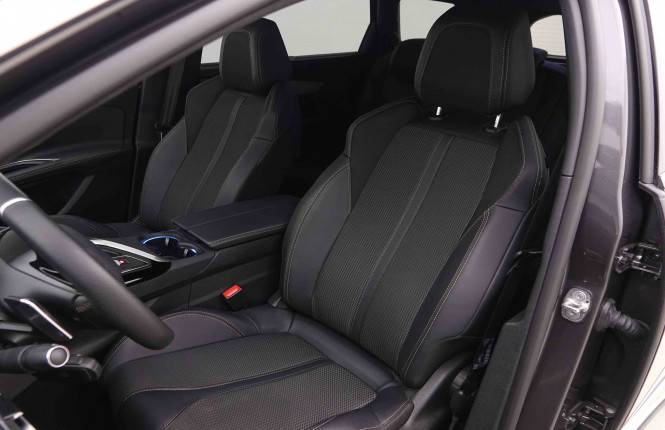 PEUGEOT_PEUGEOT_5008_2550697_7.jpg