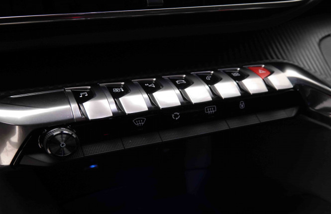 PEUGEOT_PEUGEOT_5008_2550738_15.jpg PEUGEOT_PEUGEOT_5008_2550738_15.jpg