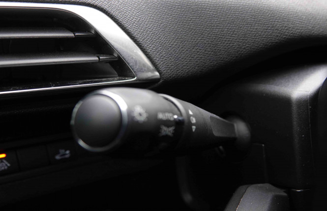 PEUGEOT_PEUGEOT_5008_2550738_17.jpg PEUGEOT_PEUGEOT_5008_2550738_17.jpg