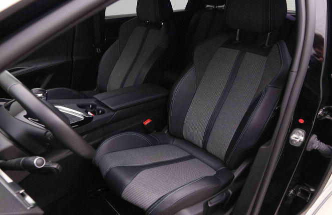 PEUGEOT_PEUGEOT_5008_2550738_7.jpg PEUGEOT_PEUGEOT_5008_2550738_7.jpg